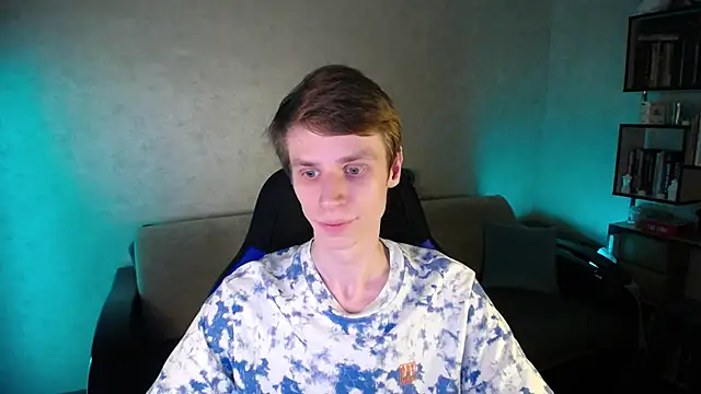 Snapshot of yes_cute_boy_ chatting on April 8, 7:03 pm yes cute boy online show from April 8, 7:03 pm
