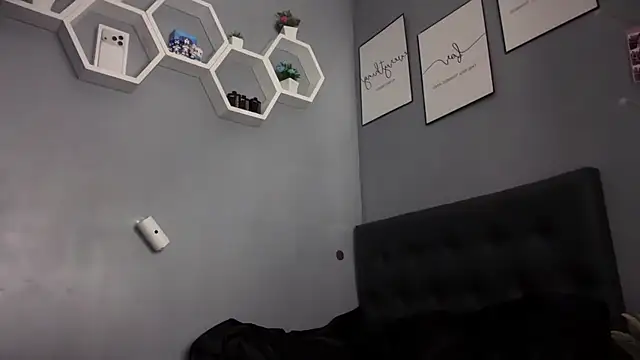 lelasohna online show from February 2, 8:13 am