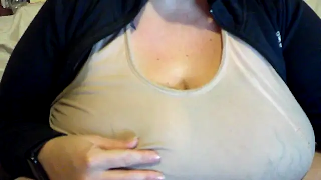 Snapshot of vaccabbw chatting on November 21, 6:01 am vaccabbw online show from November 21, 6:01 am