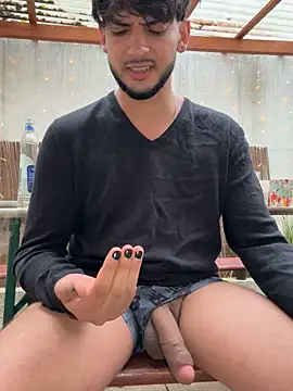 Snapshot of Gipsyboysteve chatting on September 22, 3:25 pm Gipsyboysteve online show from September 22, 3:25 pm