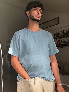 Snapshot of Gipsyboysteve chatting on September 29, 1:27 pm Gipsyboysteve online show from September 29, 1:27 pm