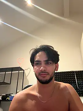 Snapshot of Gipsyboysteve chatting on October 28, 9:13 am Gipsyboysteve online show from October 28, 9:13 am