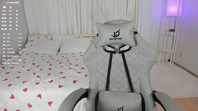 LiliaMoons online show from September 28, 2:22 pm