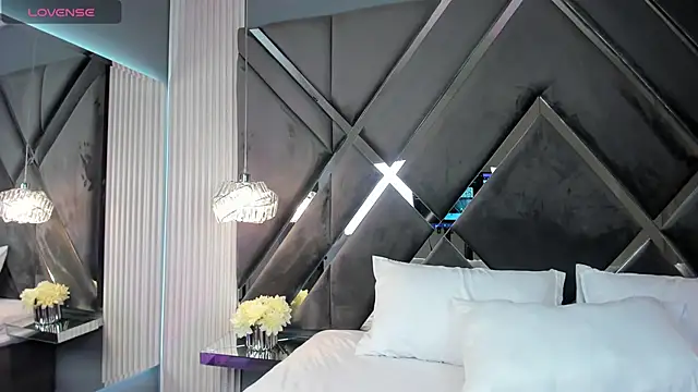 CoraimaSahin online show from February 1, 4:44 am