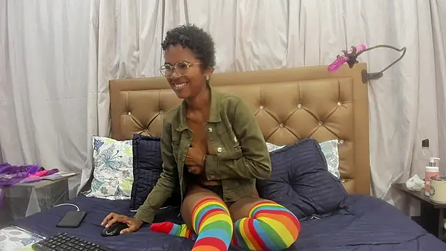 didoelizabeth online show from September 17, 1:02 pm