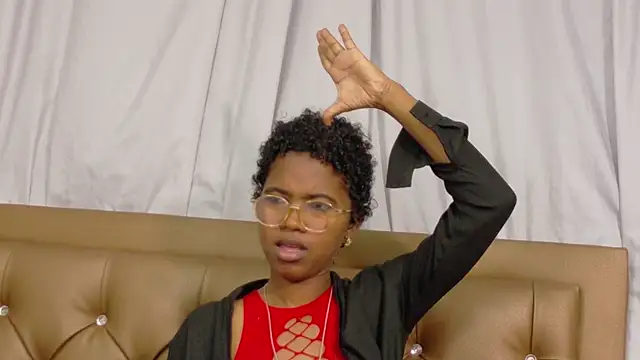 didoelizabeth online show from October 18, 1:01 pm