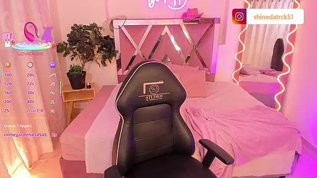 Shinedark tay1 online show from October 5, 2:43 am