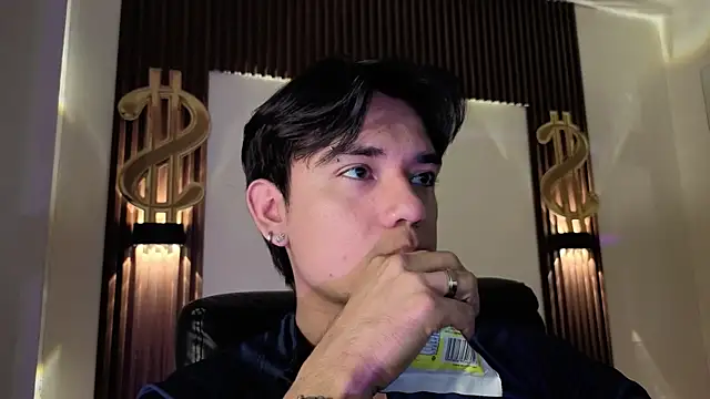 davoxer online show from May 17, 3:37 am