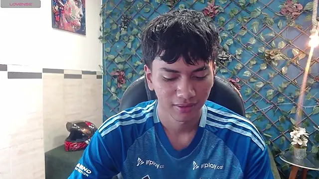 markbowie online show from December 16, 1:38 pm