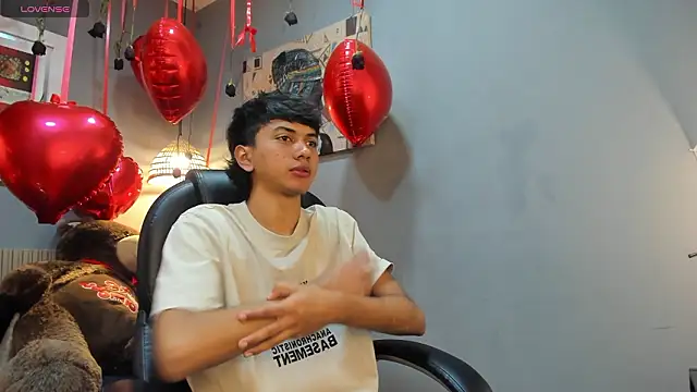 markbowie online show from February 19, 1:51 pm