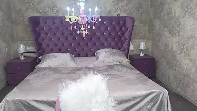 Anna Kenann online show from September 27, 7:02 am