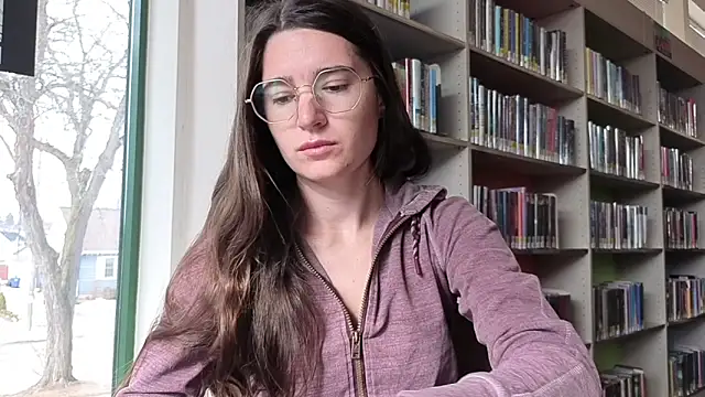 bambifarrina online show from February 10, 4:55 pm