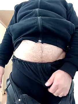 Snapshot of bullut06 chatting on February 16, 10:33 am bullut06 online show from February 16, 10:33 am