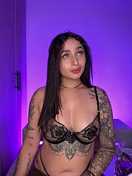 Snapshot of scarlett_Collinss chatting on March 18, 12:03 am scarlett Collinss online show from March 18, 12:03 am