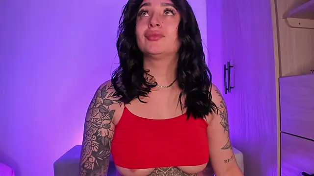 Snapshot of scarlett_Collinss chatting on March 27, 3:12 am scarlett Collinss online show from March 27, 3:12 am