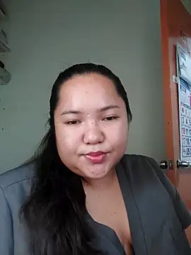 LianaCruzado online show from May 12, 6:43 am