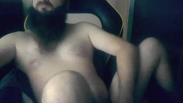 LondonMan1988 online show from October 22, 7:08 am