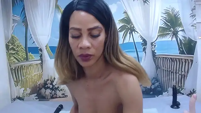 GlowGoddessxx online show from April 23, 12:29 pm