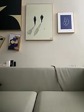 Snapshot of anna_yngs chatting on September 25, 1:04 pm anna yngs online show from September 25, 1:04 pm