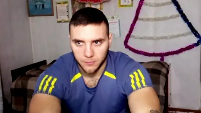 Jordan1Dior online show from December 19, 8:32 am