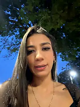 -juicy  online show from March 30, 11:17 pm