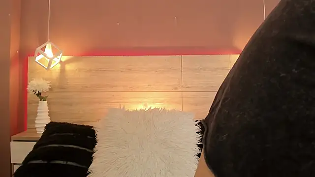 Snapshot of aa_lunit chatting on December 3, 2:04 pm aa lunit online show from December 3, 2:04 pm