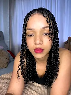 Yasmin777  online show from November 2, 10:12 pm