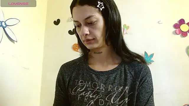 Akasha001 online show from October 6, 1:19 pm