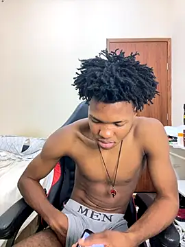 Snapshot of eunegrao chatting on October 9, 1:36 am eunegrao online show from October 9, 1:36 am