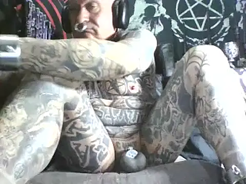 object857 online show from October 18, 5:46 pm