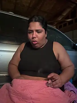 1n0nlythroat online show from December 21, 11:12 pm