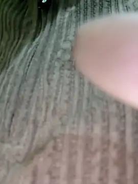 Snapshot of USER-MAYA chatting on February 20, 6:10 am USER-MAYA online show from February 20, 6:10 am