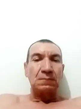 Snapshot of dionsa chatting on January 19, 2:15 am dionsa online show from January 19, 2:15 am