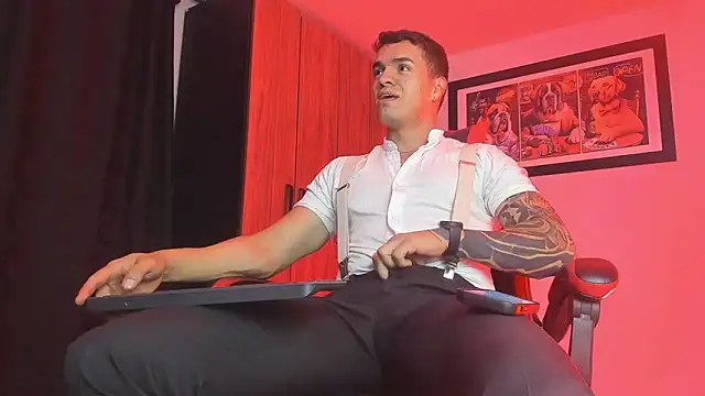 ALPHA DOMINUS  online show from February 4, 4:29 am