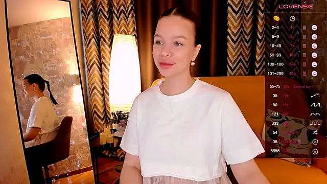 marydreams  online show from May 6, 4:08 am