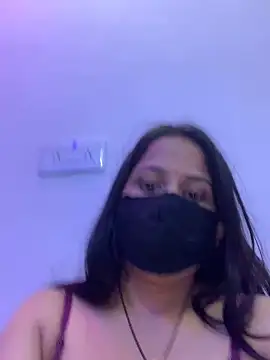 misharani00 online show from October 14, 1:45 pm