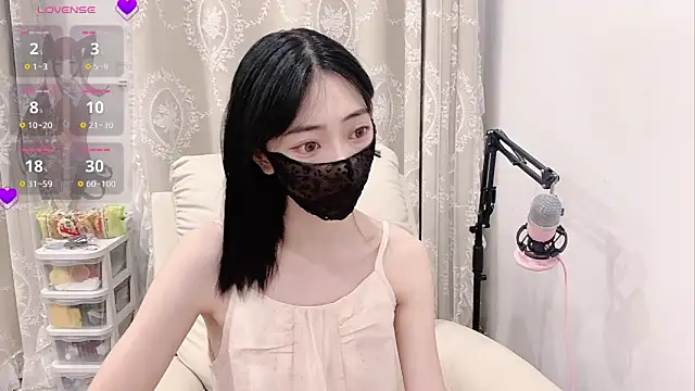 tuantuanle online show from May 13, 3:42 pm