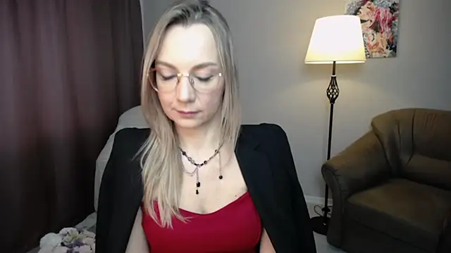 Snapshot of Ava_Elior chatting on October 23, 10:03 am Ava Elior online show from October 23, 10:03 am