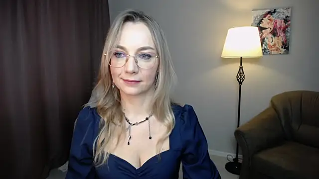 Snapshot of Ava_Elior chatting on October 24, 10:11 am Ava Elior online show from October 24, 10:11 am