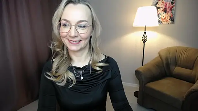 Ava Elior online show from March 6, 10:01 am