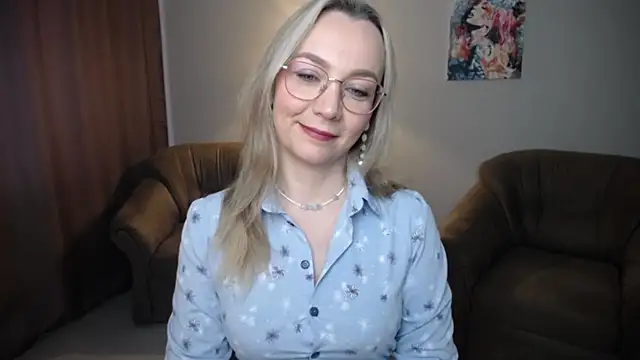Ava Elior online show from May 4, 9:16 am