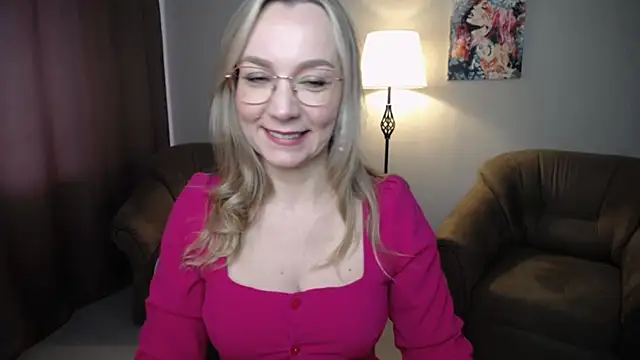 Ava Elior online show from May 5, 10:12 am