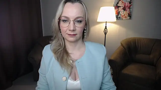 Ava Elior online show from May 11, 10:21 am