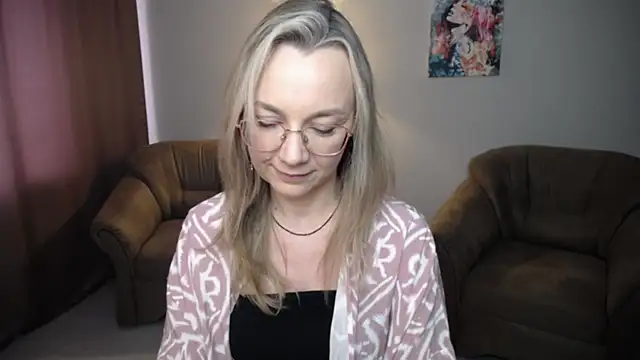 Ava Elior online show from July 2, 11:38 am