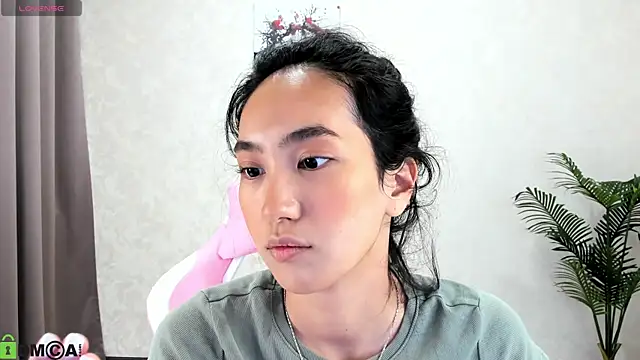 FlirtyAura online show from November 10, 3:16 am