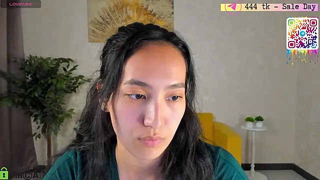 FlirtyAura online show from May 11, 2:45 pm