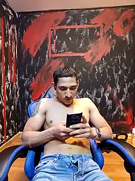 jhonny thes28 online show from May 5, 10:45 am