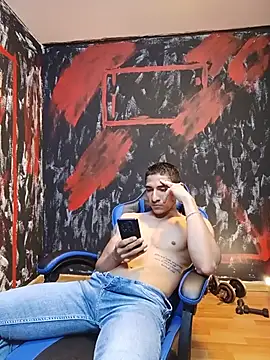 jhonny thes28 online show from May 14, 7:53 pm