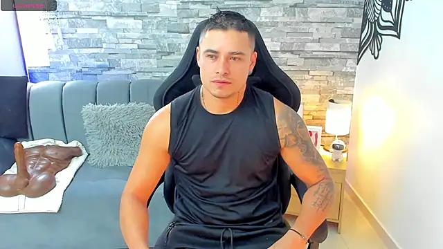 connorsmiith online show from September 23, 12:19 pm