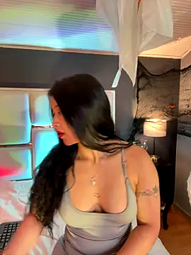 Snapshot of BellaFernandez__ chatting on November 1, 12:07 pm BellaFernandez online show from November 1, 12:07 pm